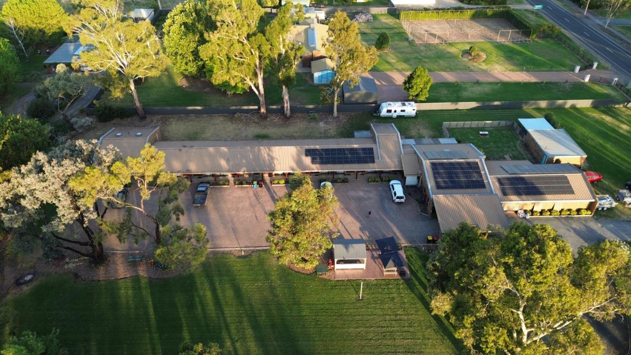 Tatura Country Motel Exterior foto
